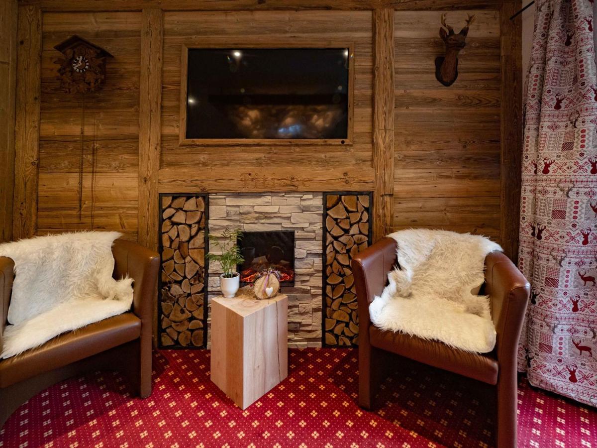Hotel & Restaurant Gruener Baum - Die Gruene Oase Am Feldberg Feldberg  Eksteriør billede